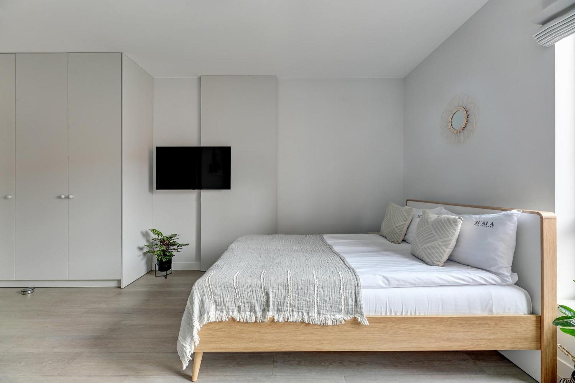 Scala City Center Apartments & Studio By Lion Apartments Гданьск Экстерьер фото